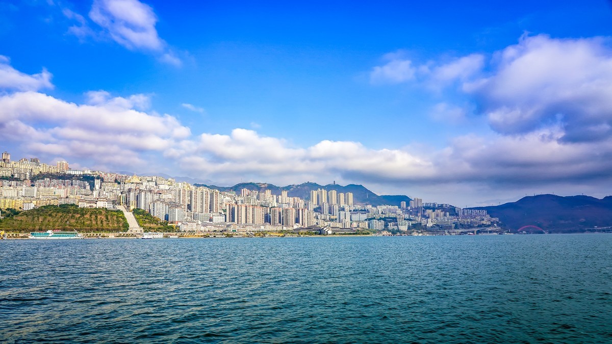 巫峡峡口賞巫山