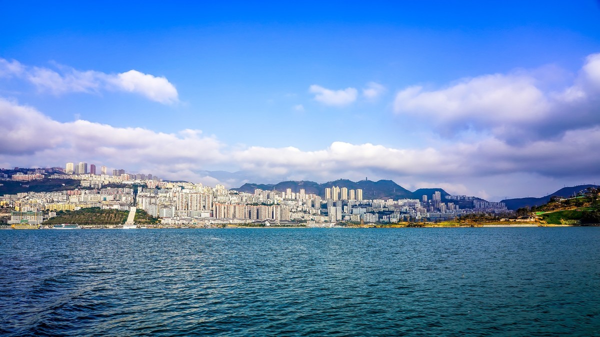 巫峡峡口賞巫山