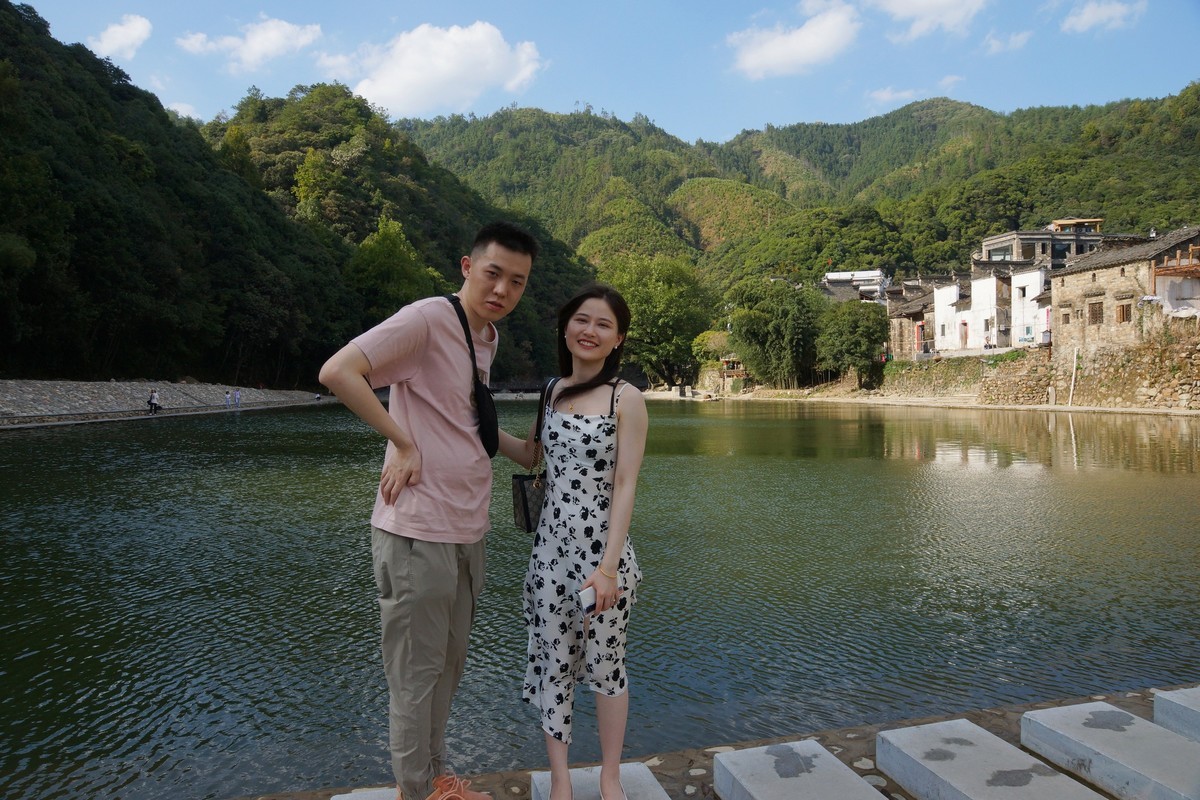 兼职做一回儿子儿媳的摄影师