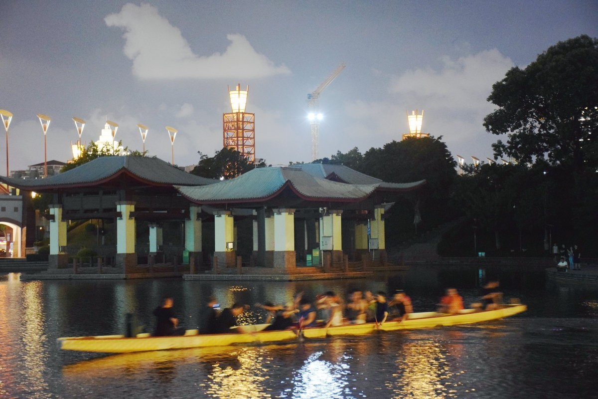 2023秋 广东行（23）叠滘龙舟披夜色