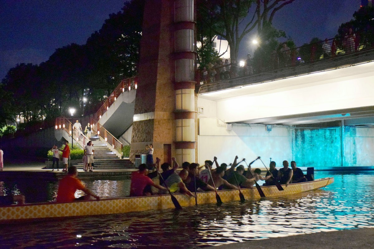 2023秋 广东行（23）叠滘龙舟披夜色