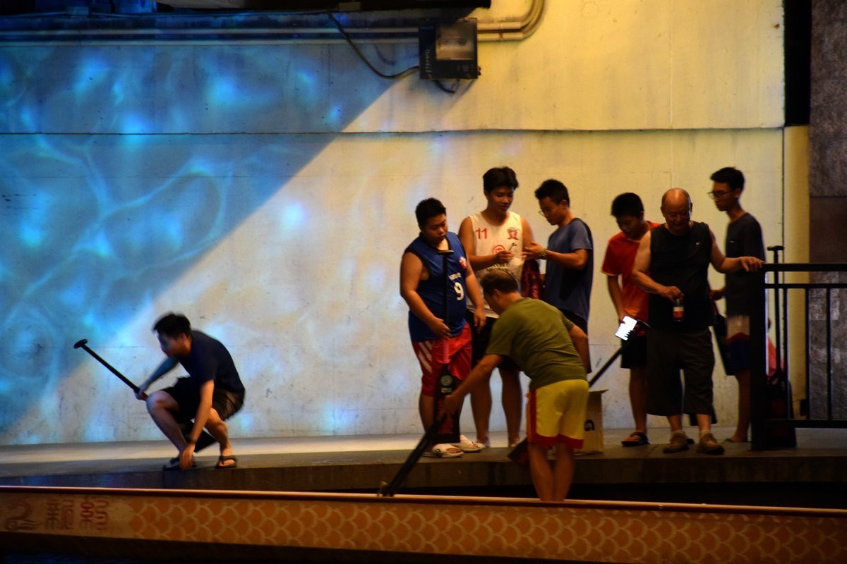 2023秋 广东行（23）叠滘龙舟披夜色