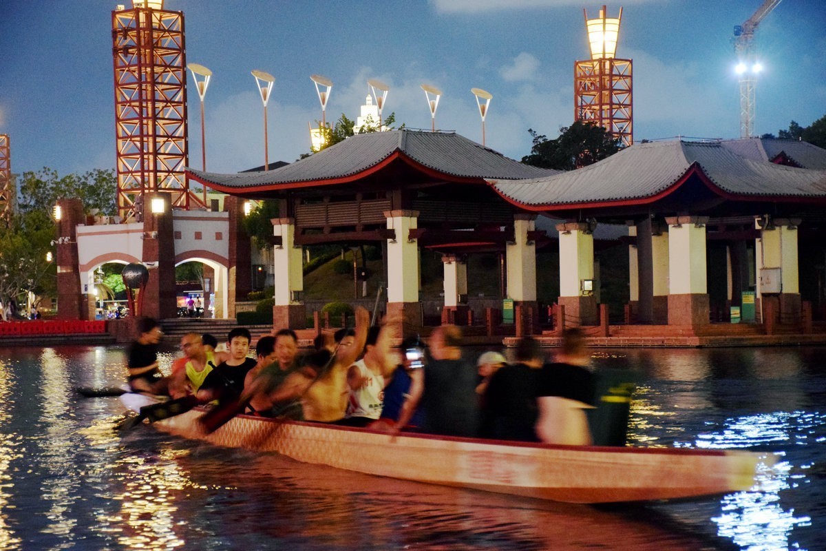 2023秋 广东行（23）叠滘龙舟披夜色