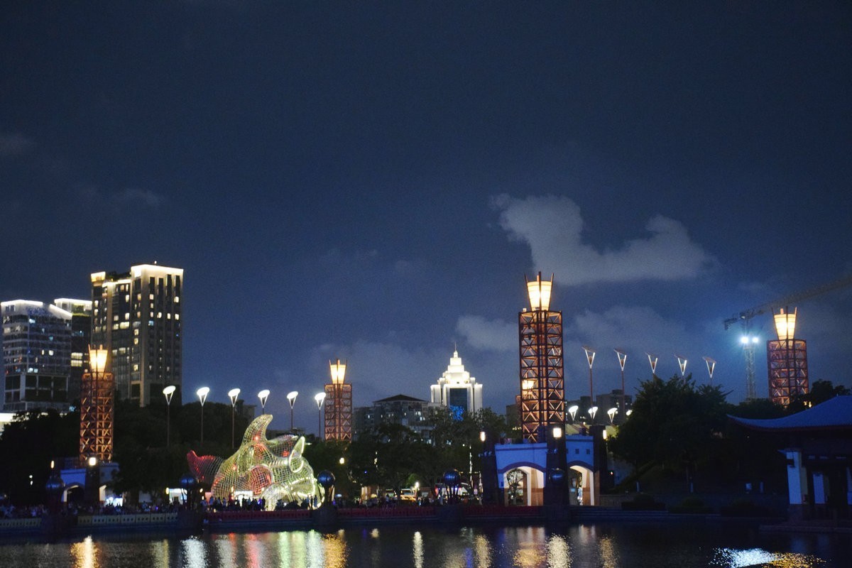 2023秋 广东行（23）叠滘龙舟披夜色