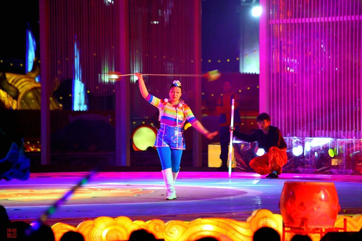 灯会歌舞表演（一）