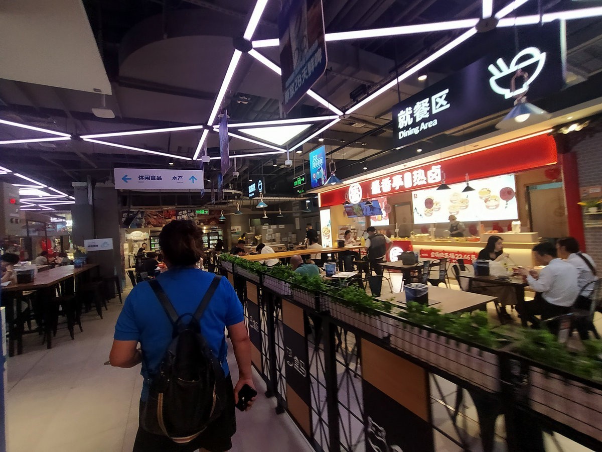 漫步星城 走街串巷（252）坦克部队