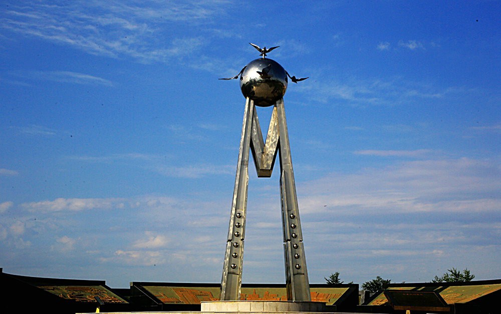 《不老松：纪实摄影》驰骋呼伦贝尔之6：满洲里国门！