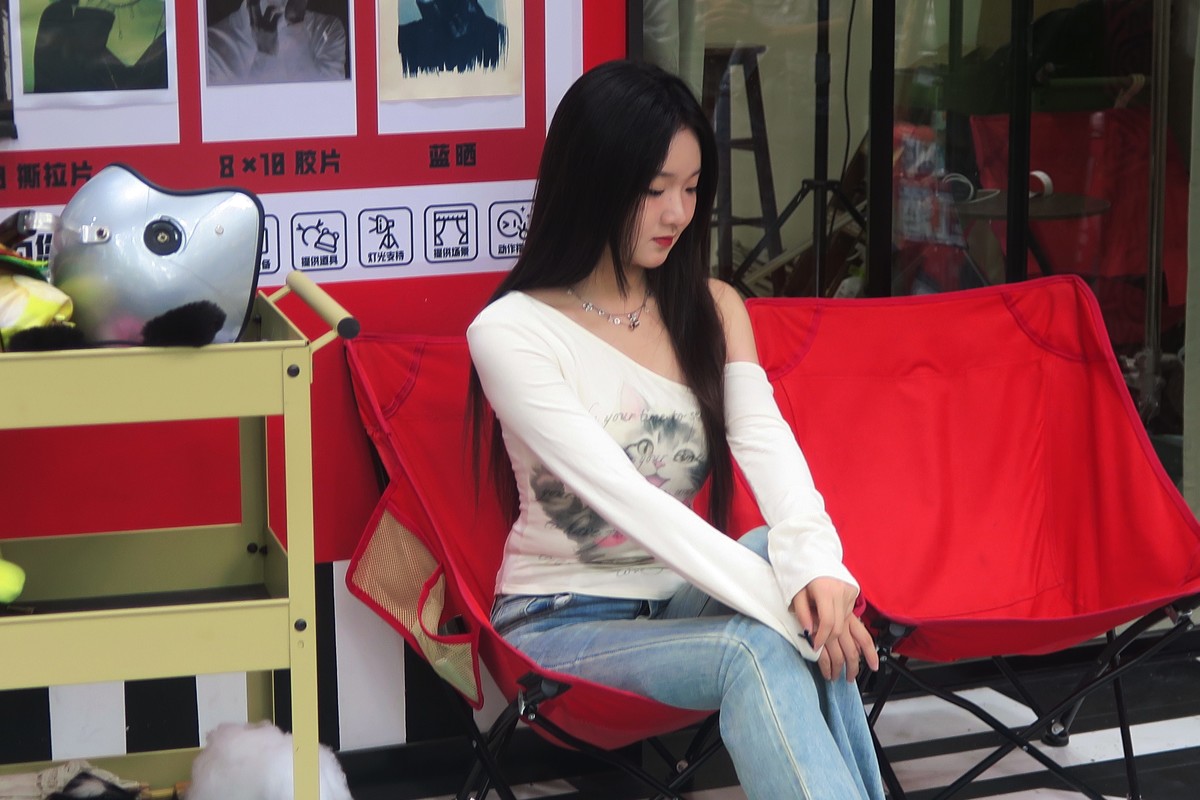 昨天六一儿童节，过节的儿童没遇到，周休闲的年轻人满目皆是