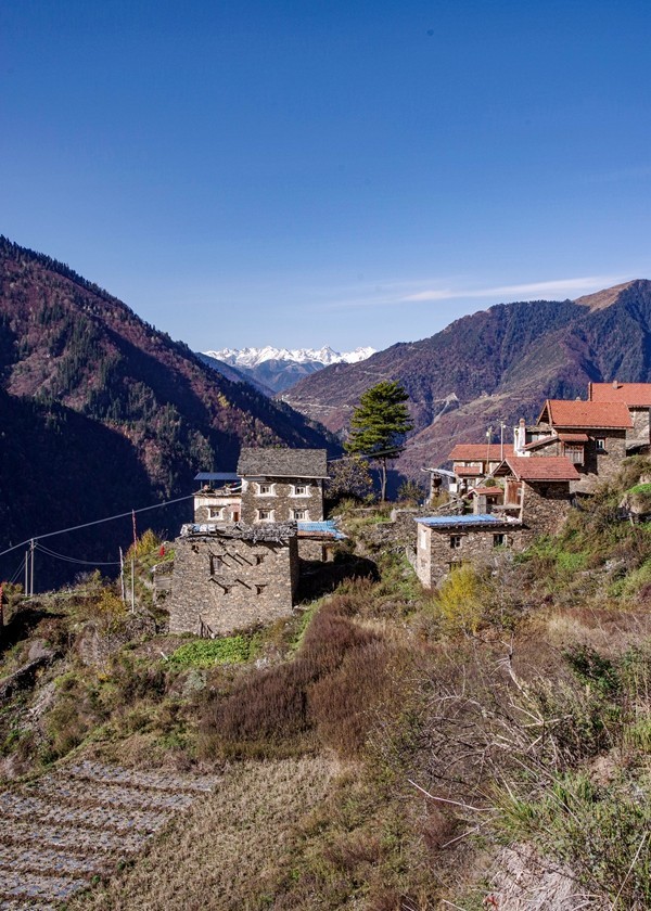 金秋川西行摄【14】云中藏寨