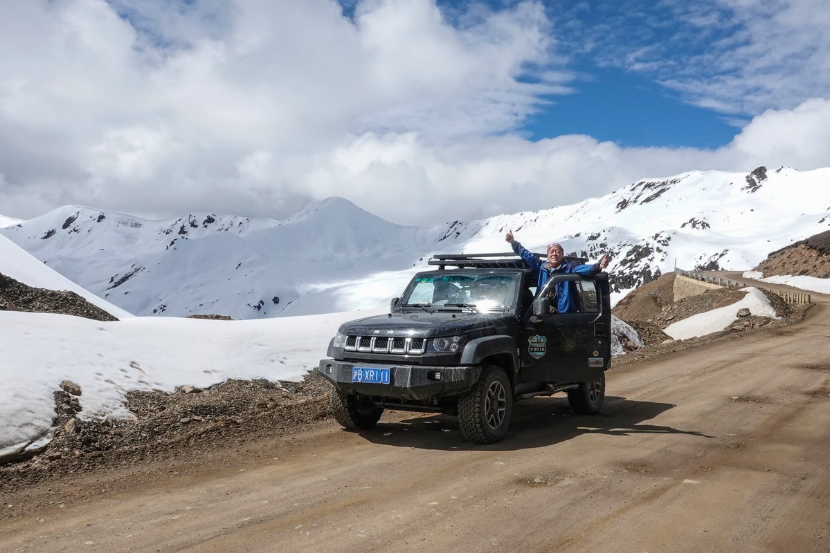 西行散记——察隅到察瓦龙间的雪山之一益秀拉山垭口
