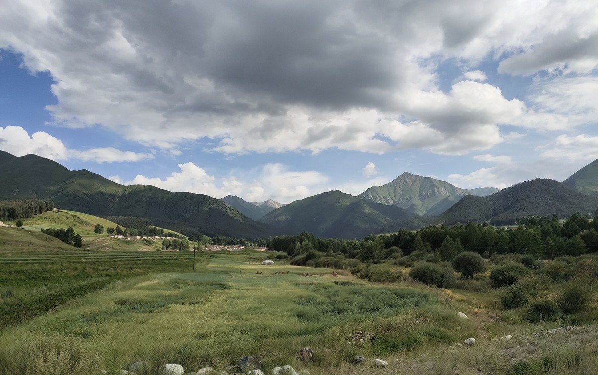 不用构图的地方，怎么拍都是美景。