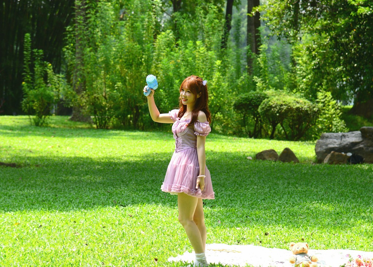 试验连续拍摄功能。