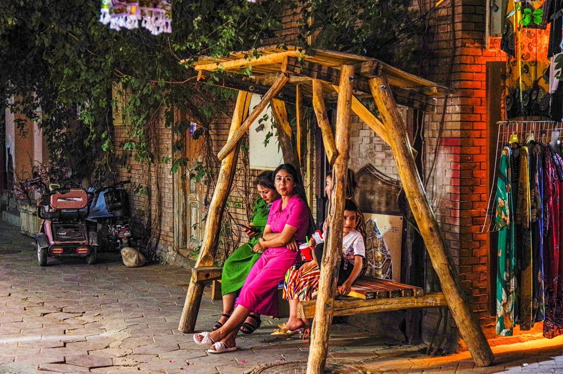 新疆行游--喀什古城夜市【3】