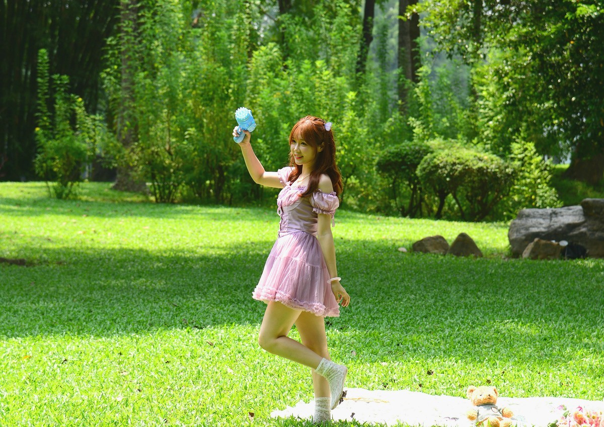 试验连续拍摄功能。