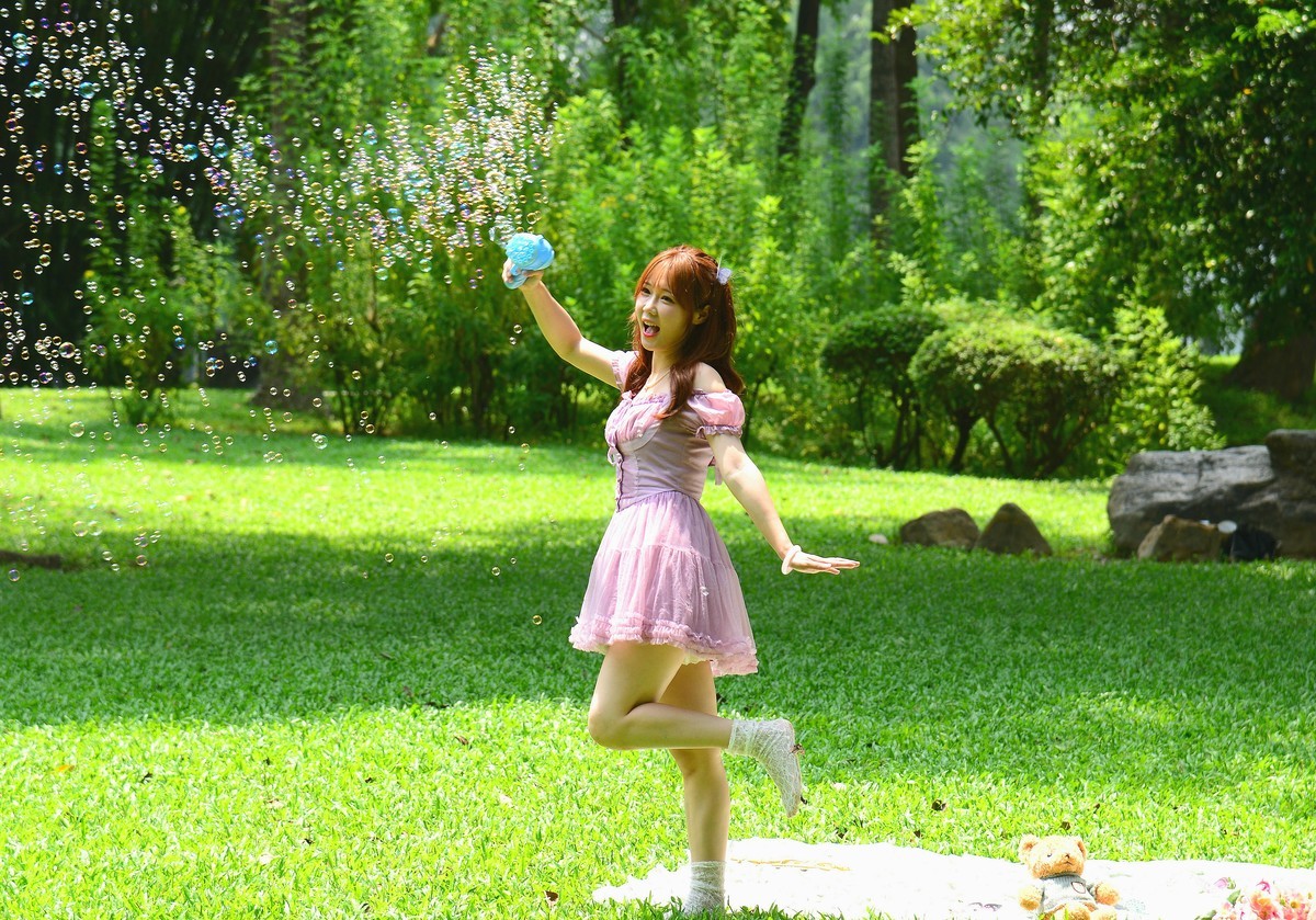 试验连续拍摄功能。