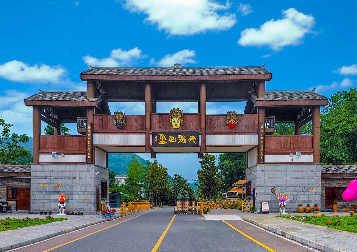 蜀滇黔渝鄂骑游随拍11——游览视角