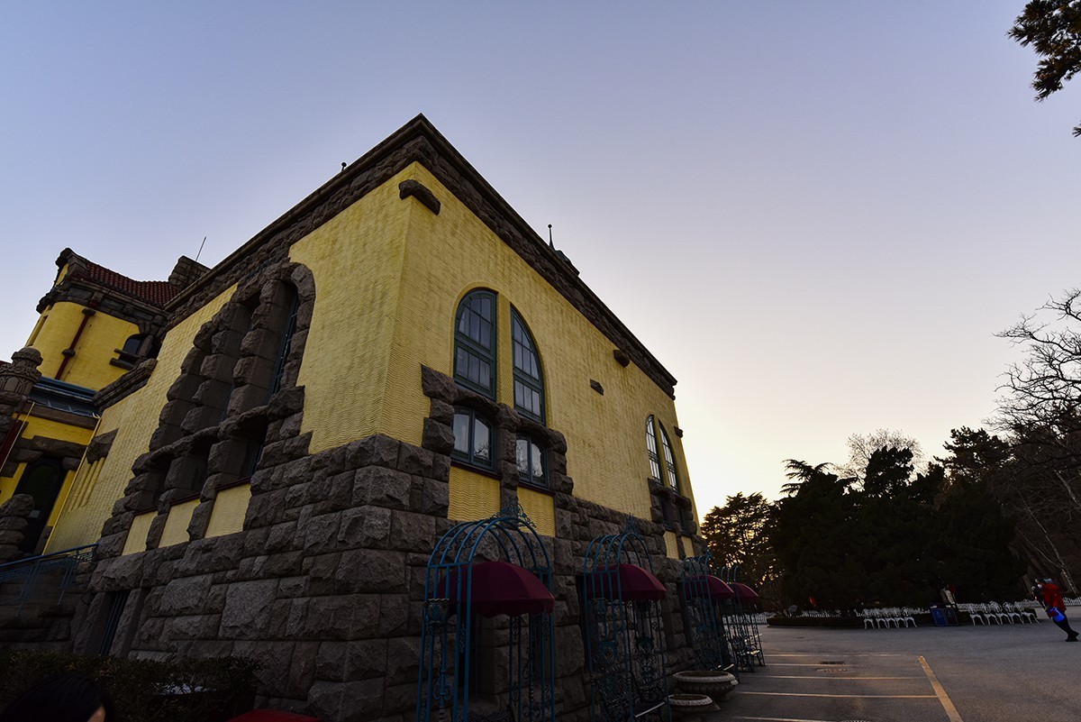 山东行  青岛   总督府 下