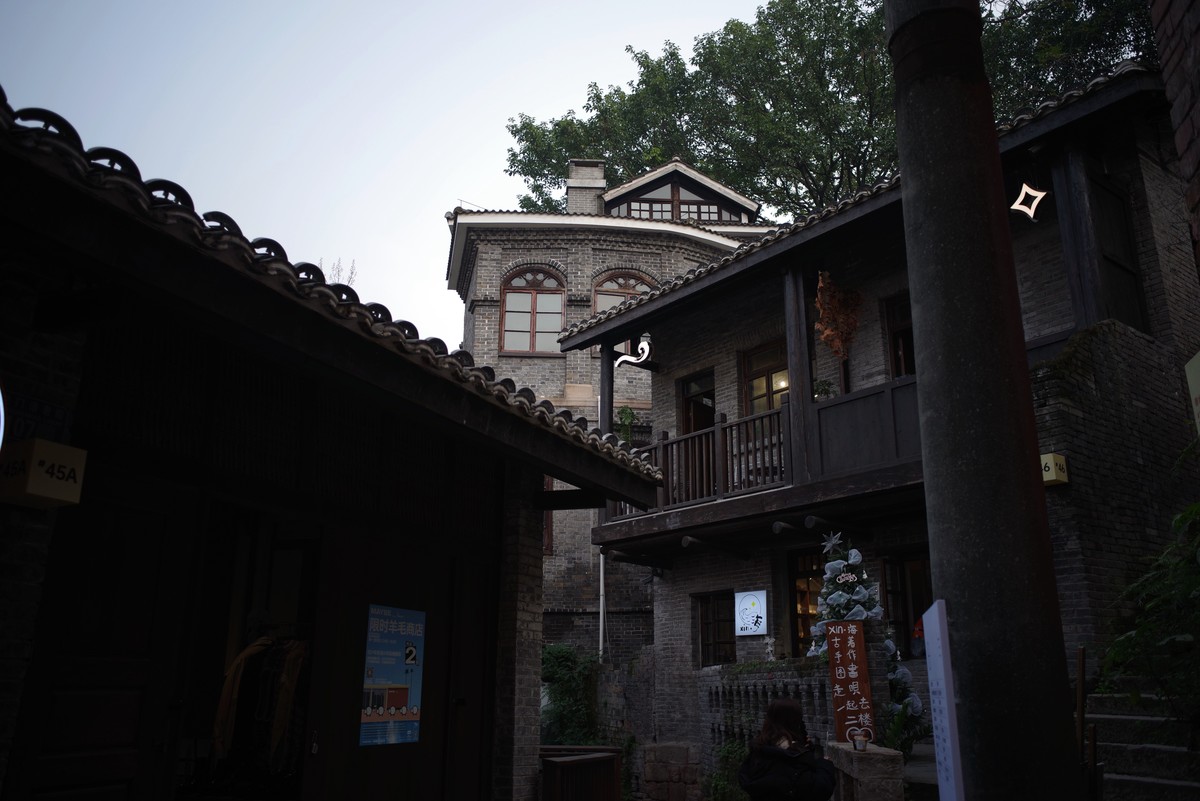 修缮中的下浩老街