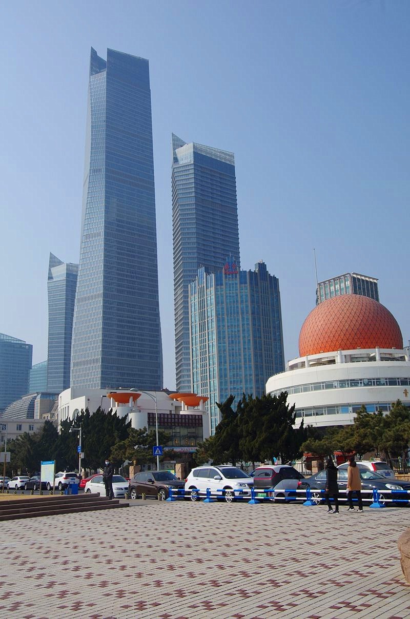 青岛海天大酒店外景--12P