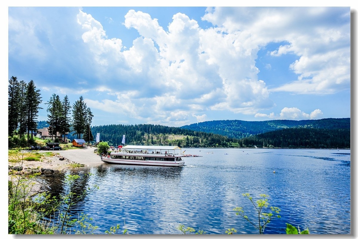 高原平湖--滴滴湖（南德）
