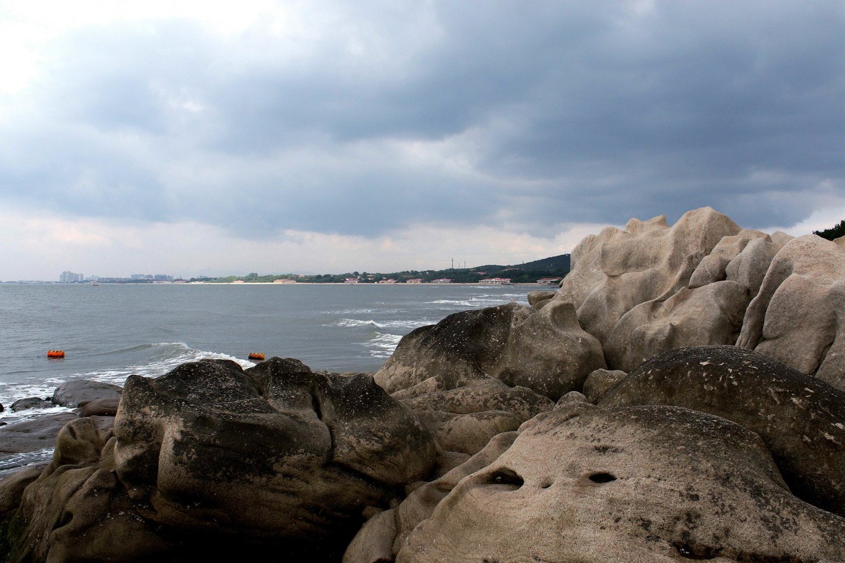 2024年拍海边老虎石