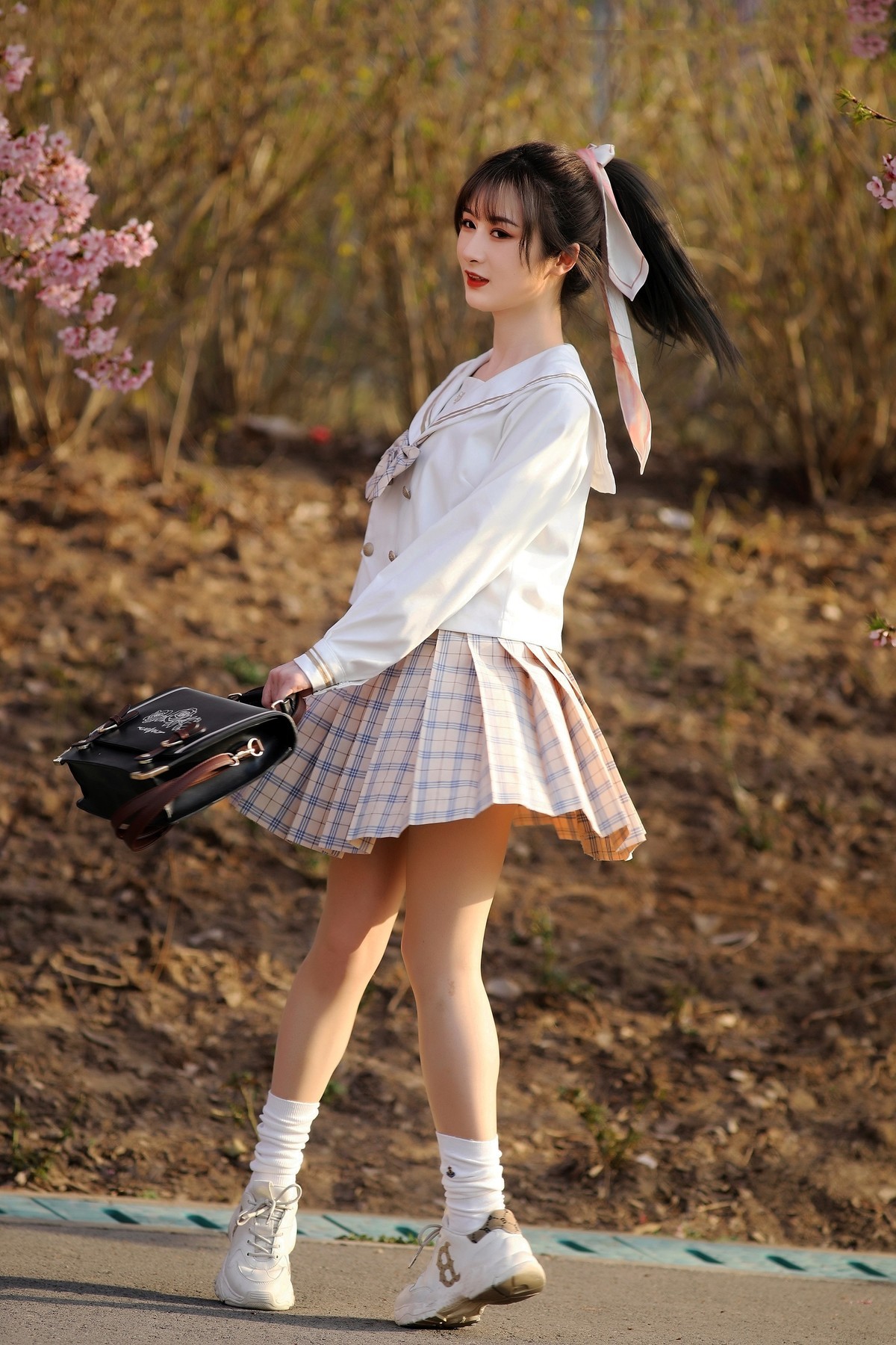 JK服mm（樱花树旁留个影系列08）