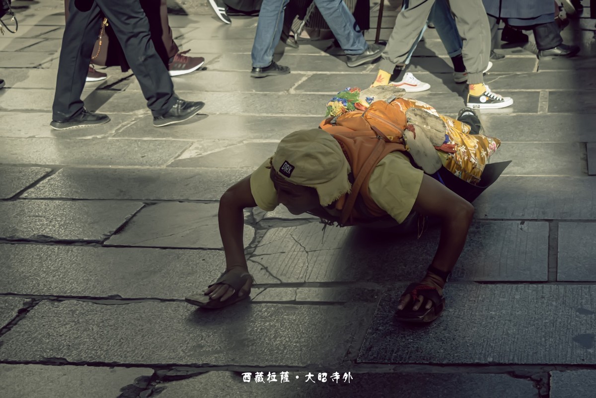 西藏拉萨 · 大昭寺外（2）