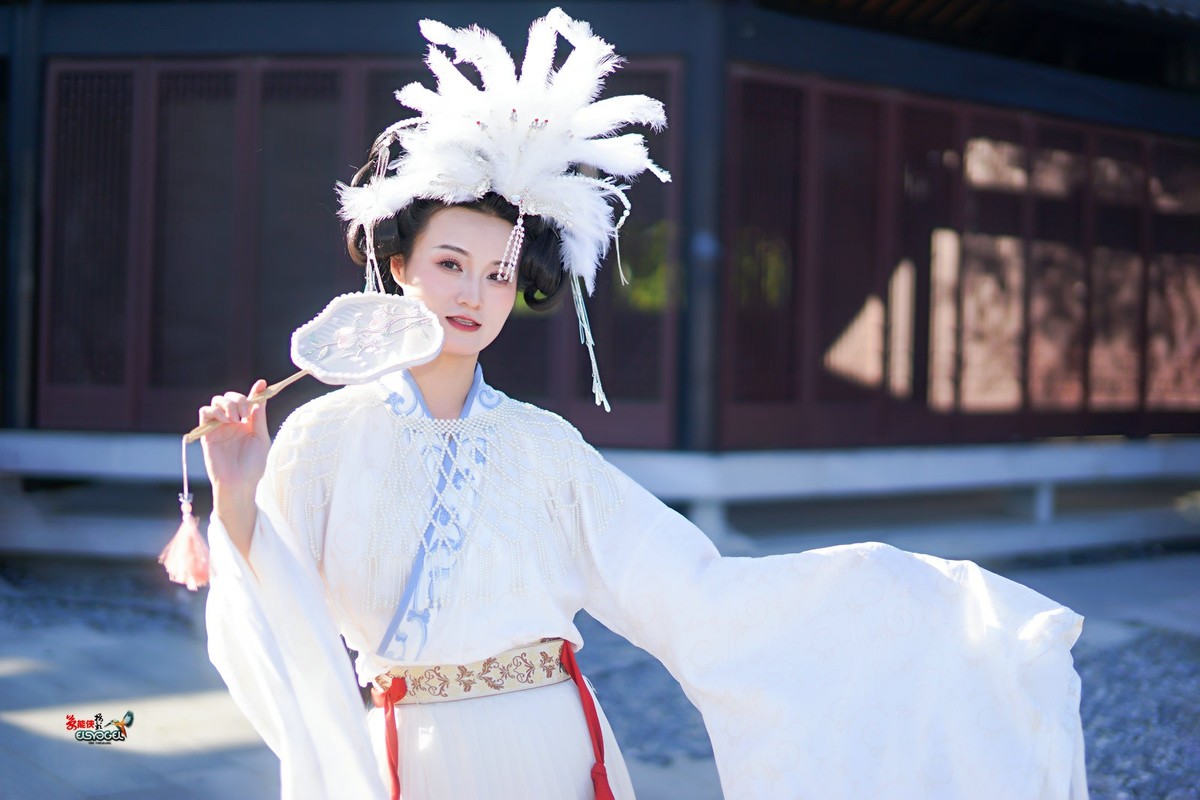 【痴情女儿国美女】---沛阳