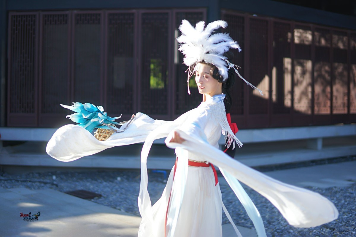 【痴情女儿国美女】---沛阳