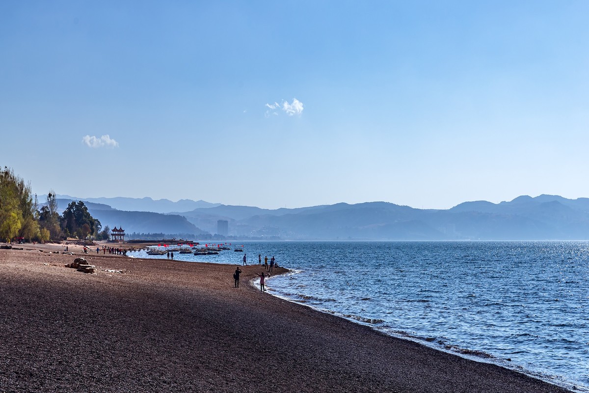 旅游记录 ：云南 · 玉溪 · 抚仙湖