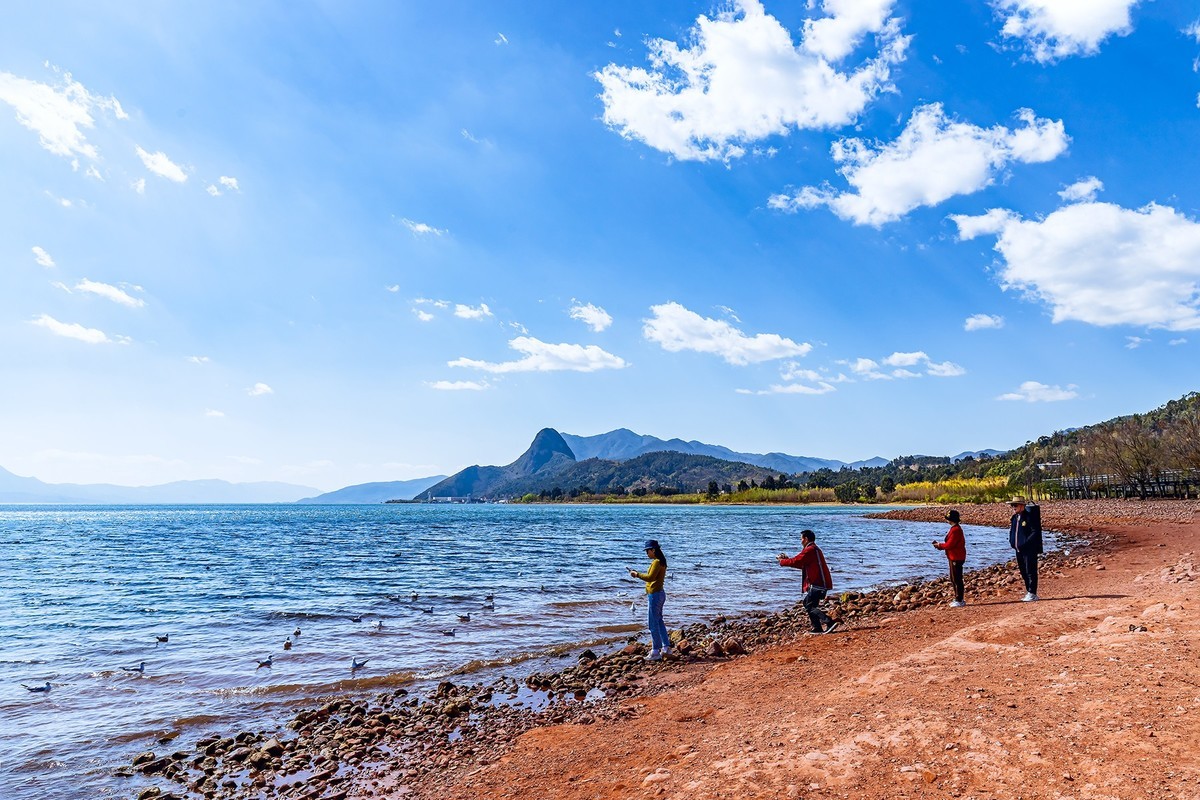旅游记录 ：云南 · 玉溪 · 抚仙湖