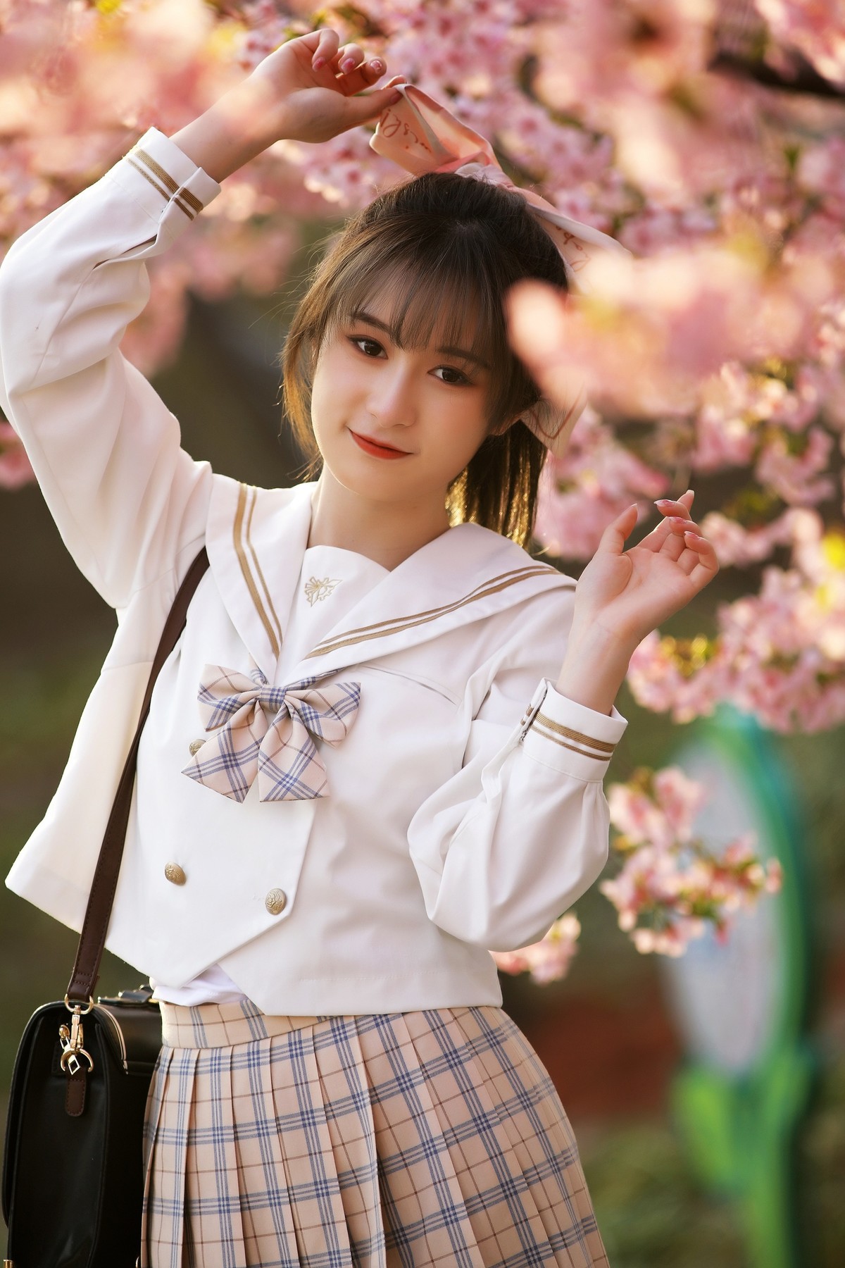JK服mm(樱花树旁留个影系列08)