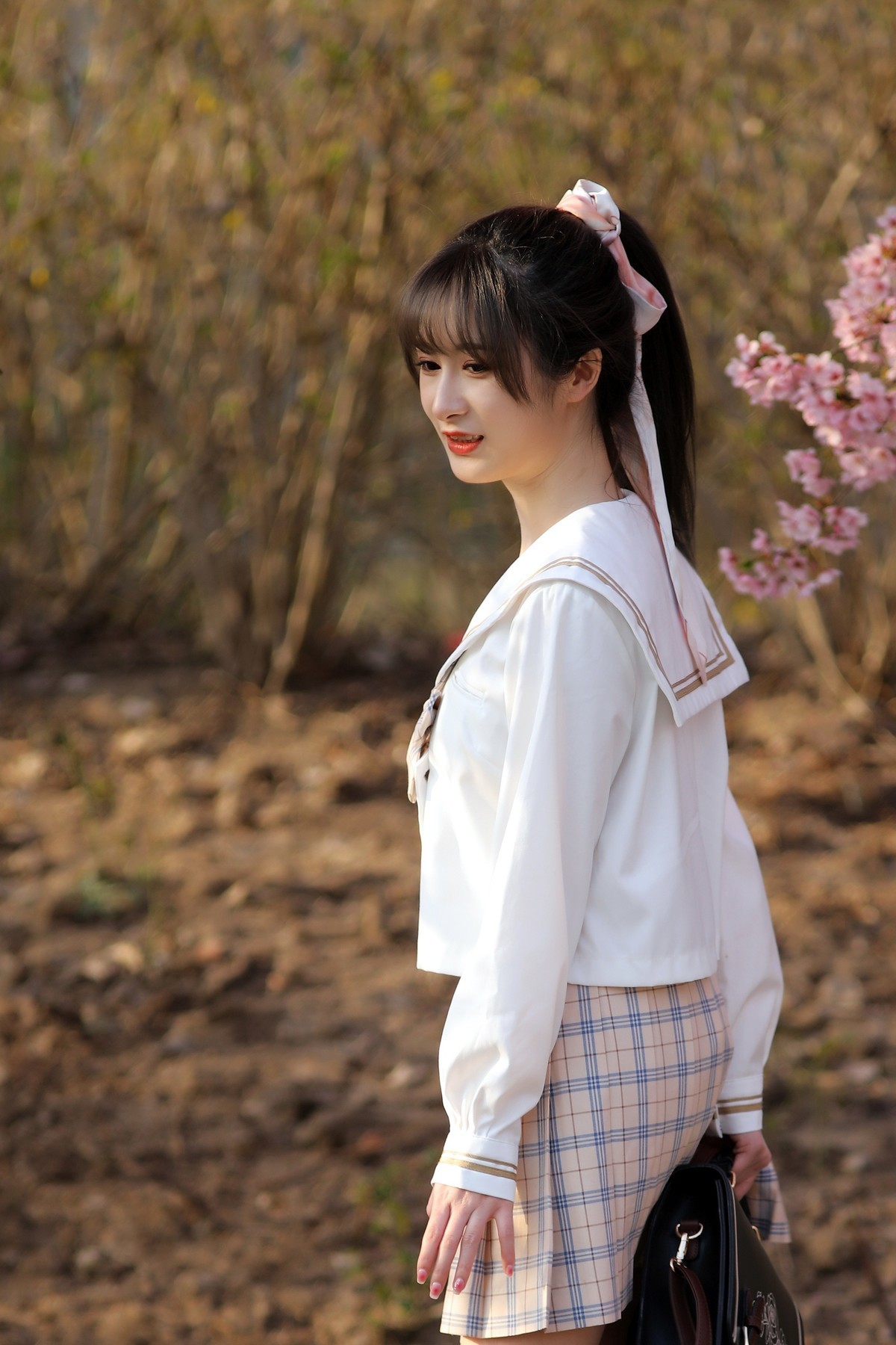 JK服mm（樱花树旁留个影系列08）