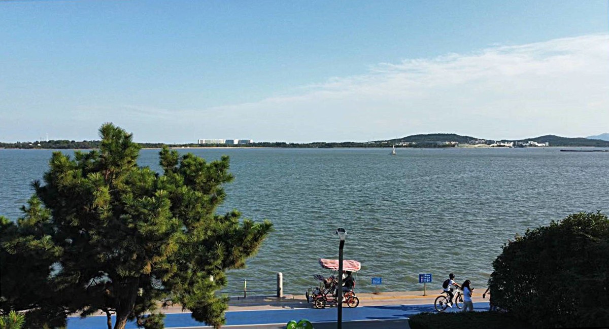 唐岛湾波平浪静