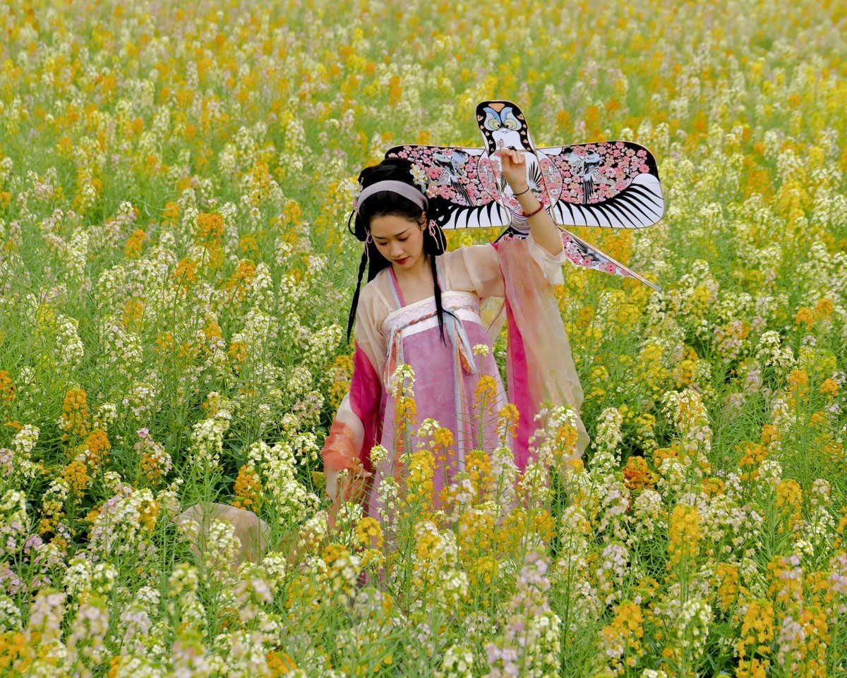 油菜花人像 （三）