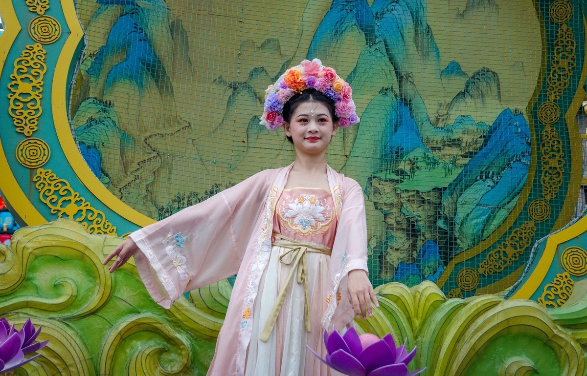 灯会演出人像（十三）