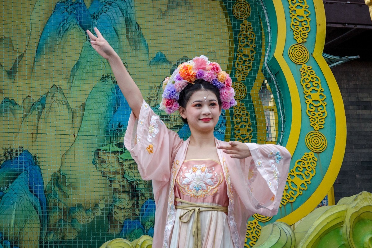 灯会演出人像（十三）