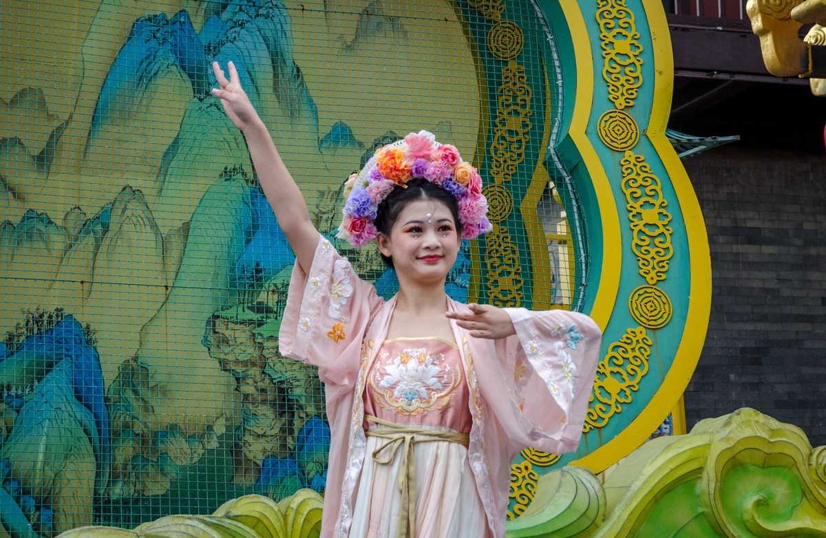 灯会演出人像（十三）