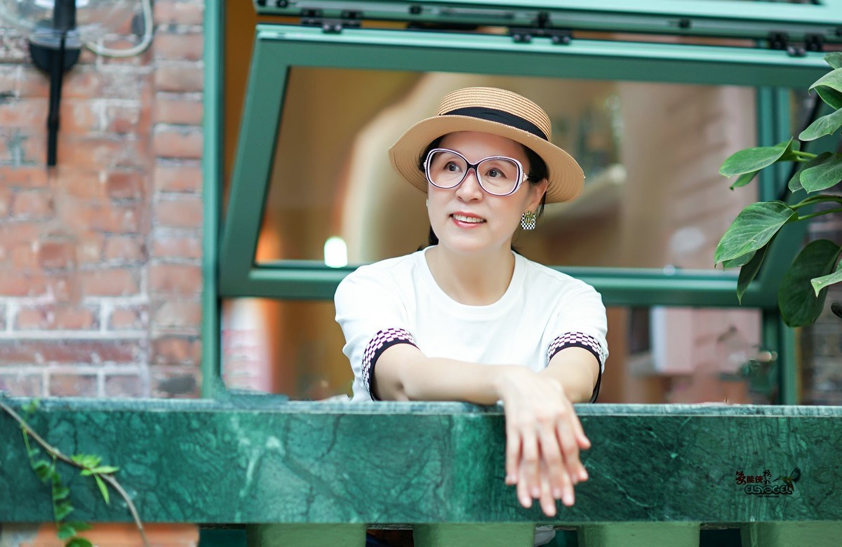 【午后美女】---庆兰