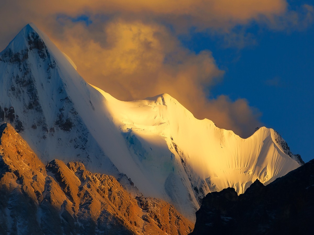 夕 照 《 夏 诺 多 吉 》