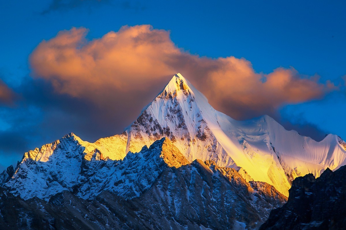 夕 照 《 夏 诺 多 吉 》