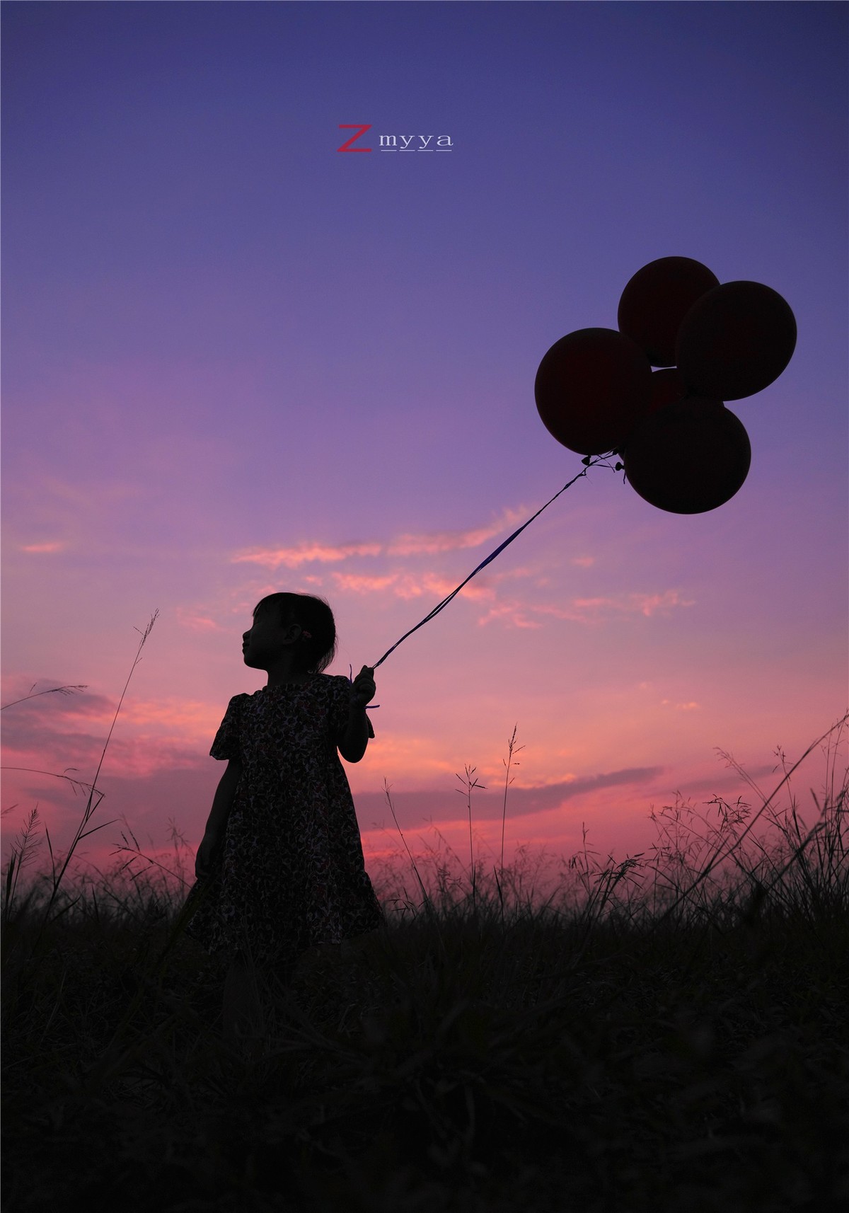 彩云伴我心飞翔！