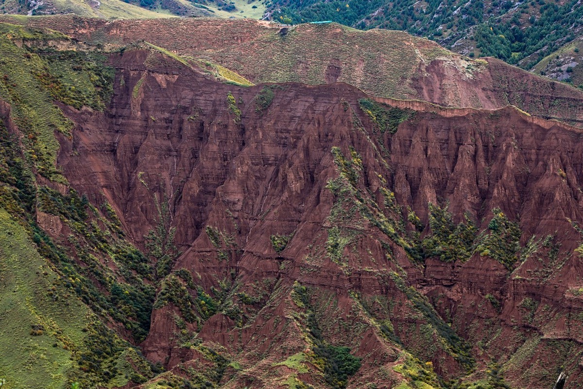 自驾路过青海同德拉加镇随拍！