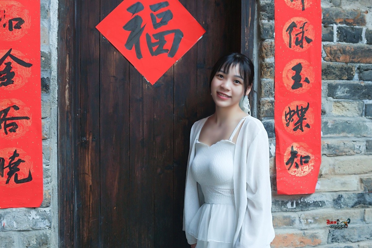 【江西燕翼围美少女】---佳佳