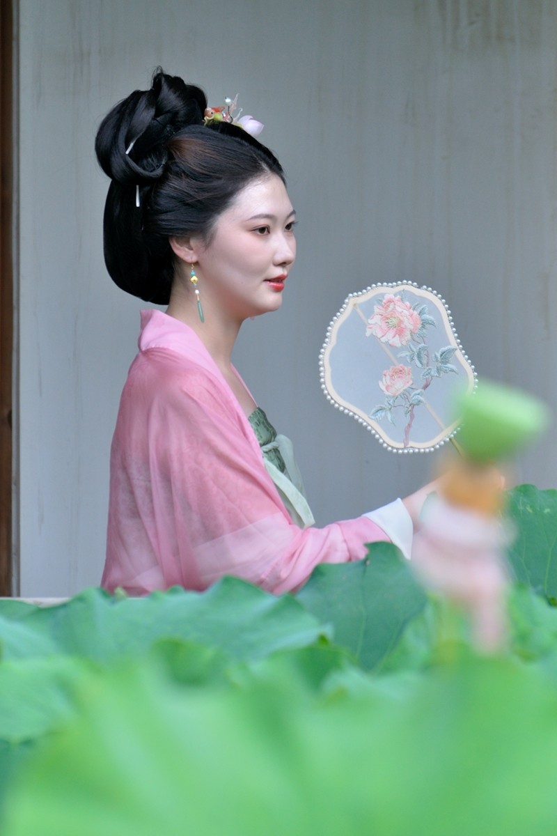 【视觉光影】 模 特 依 萍 （3）