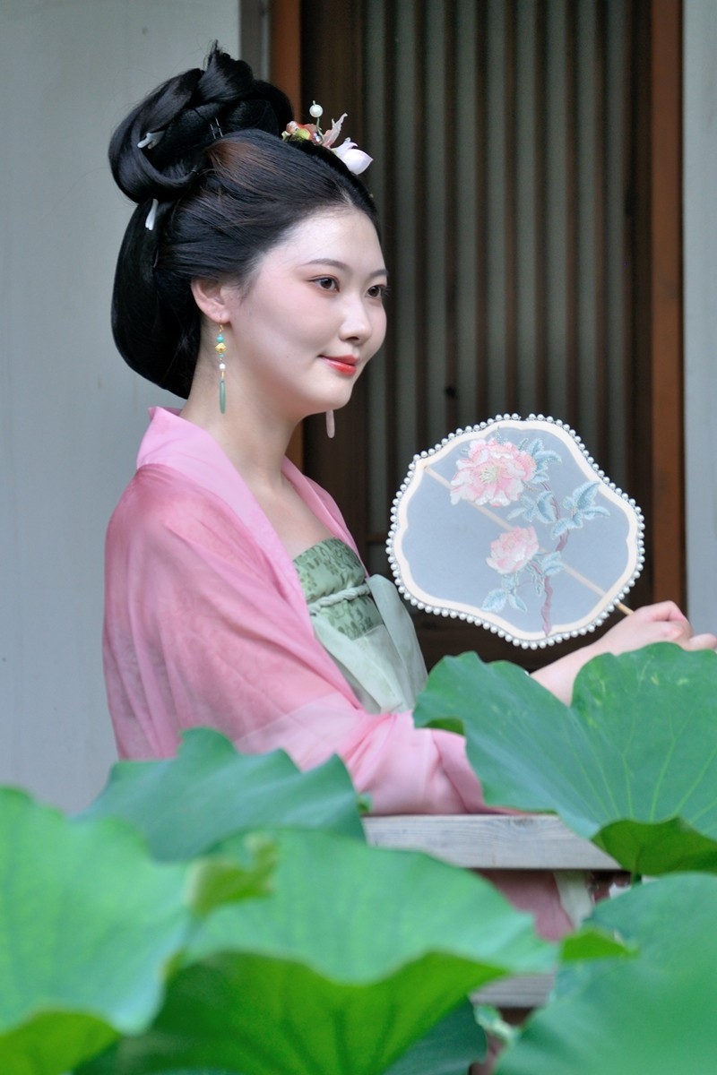 【视觉光影】 模 特 依 萍 （3）