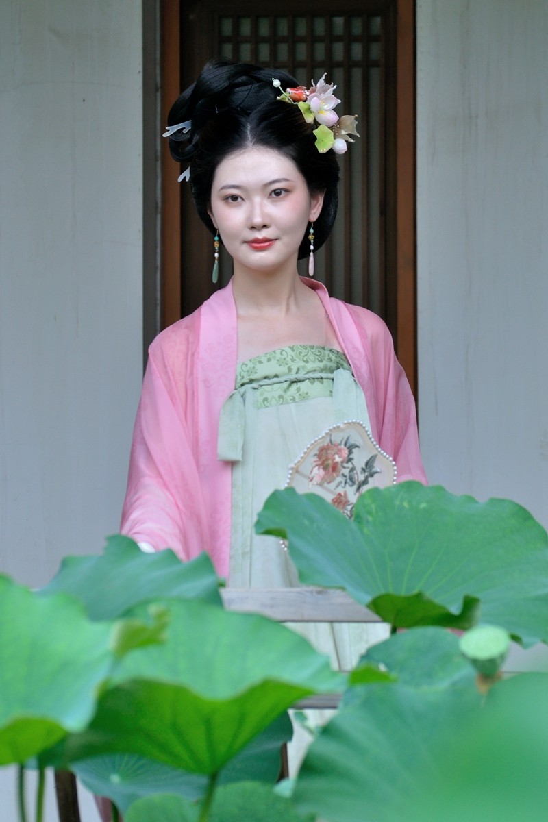 【视觉光影】 模 特 依 萍 （3）