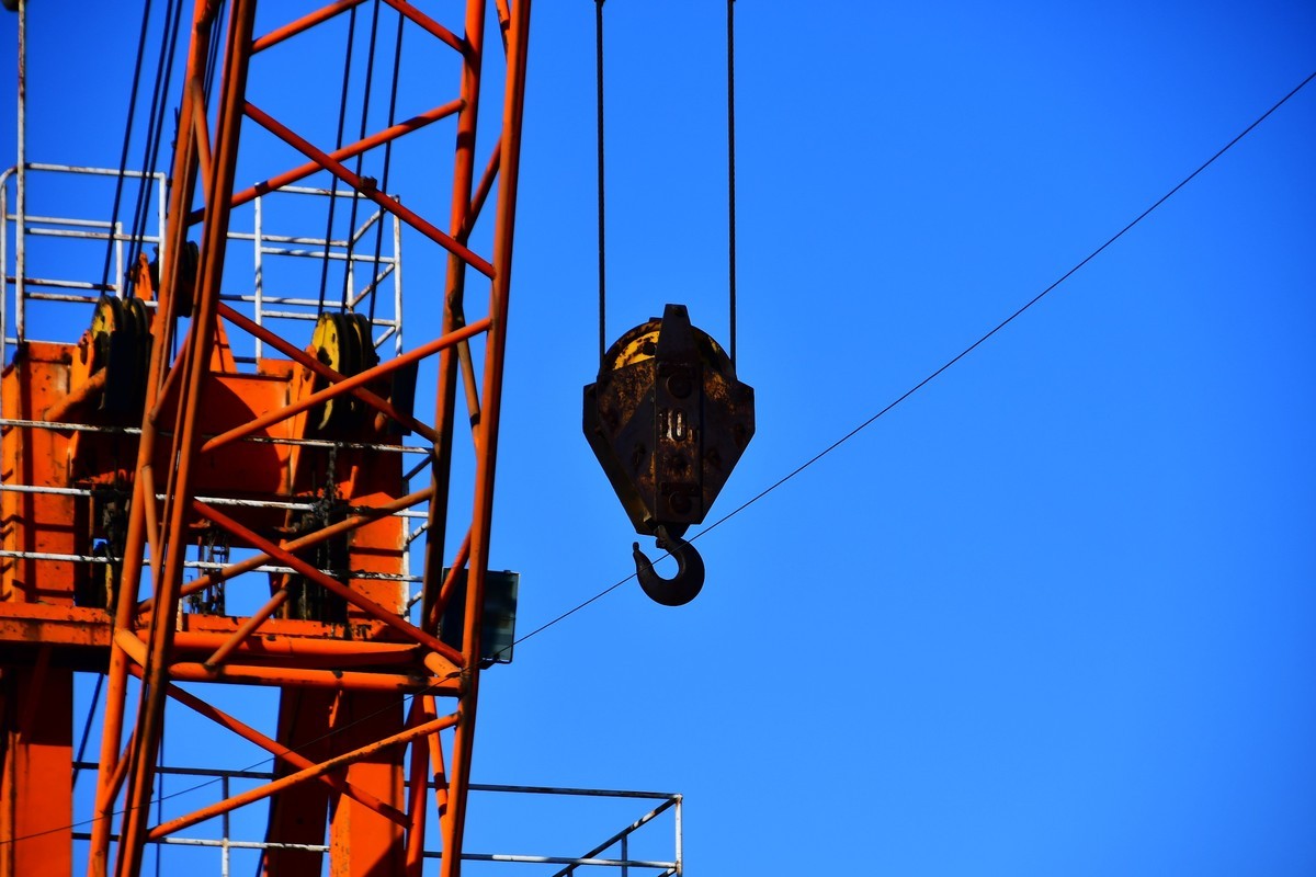 大辽河春潮涌动