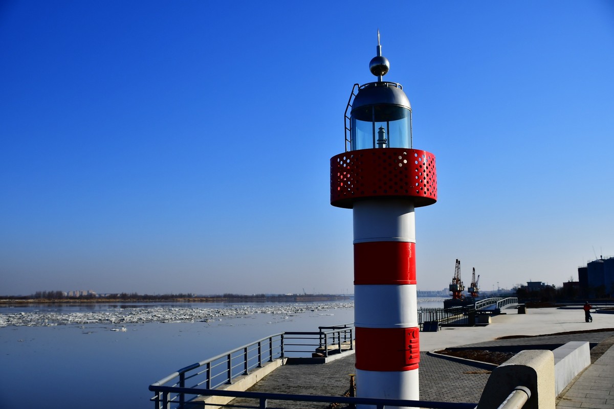 大辽河春潮涌动