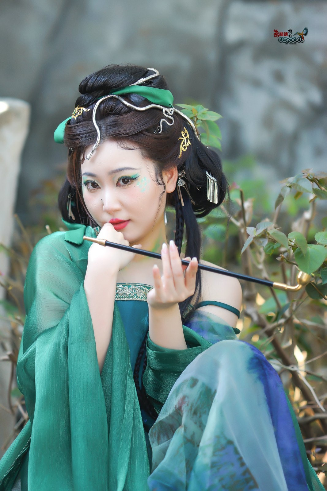 【青蛇出洞】---小魚